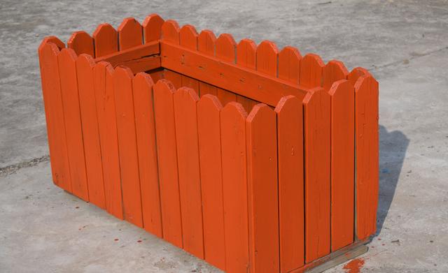 水性漆對(duì)公司公園花箱改造過(guò)程 代理商廠家 水性漆對(duì)公司公園花箱改造過(guò)程 代理商廠家